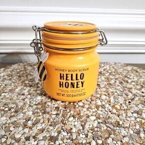 Hello Honey Honey Body Scrub NEW 17.63 Oz Jar. Smoothes Softens and renews skin